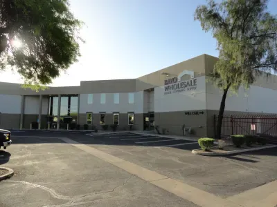 Rayo-Wholesale-phoenix-showroom1