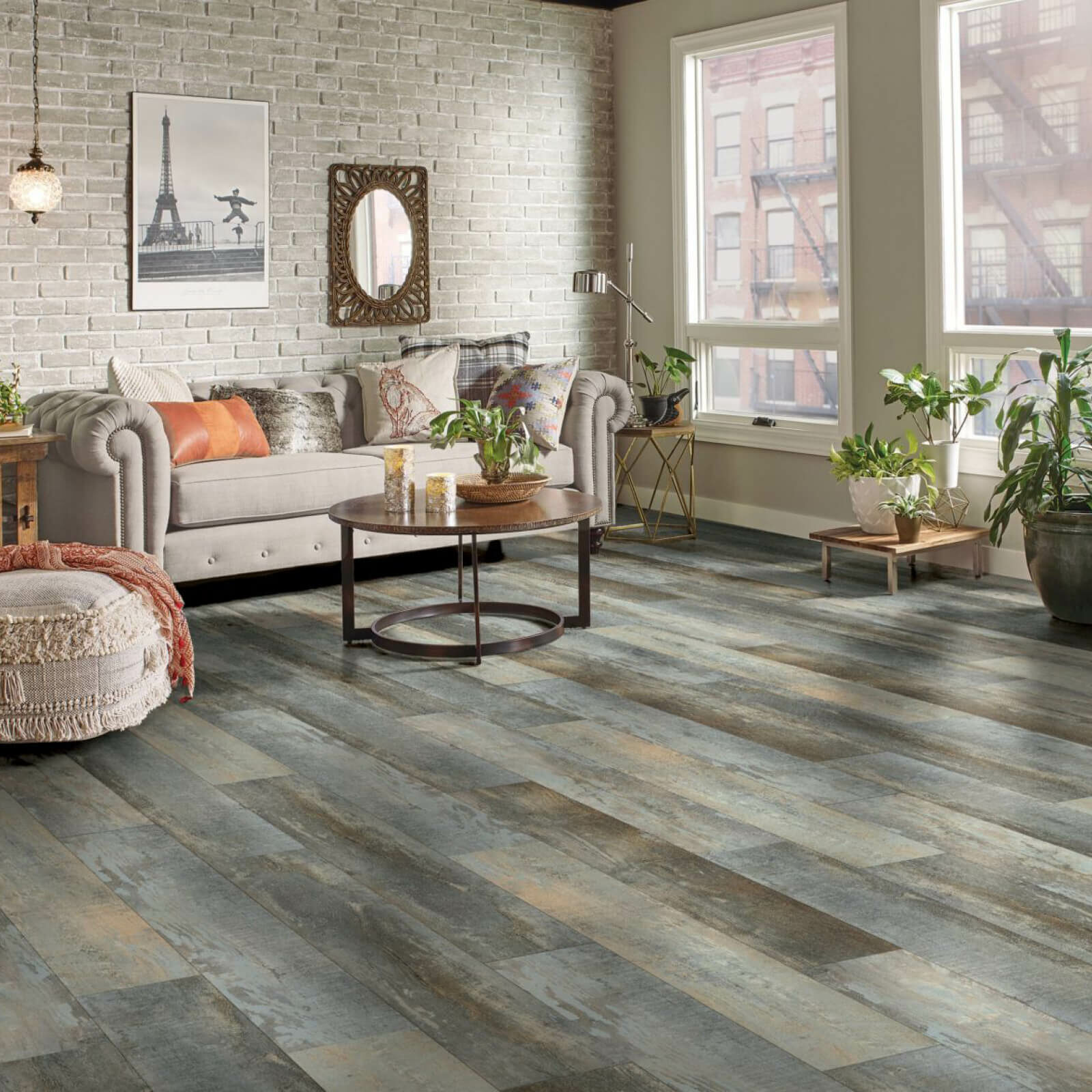 Fashion-Forward Luxury Vinyl Flooring | Rayo Wholesale